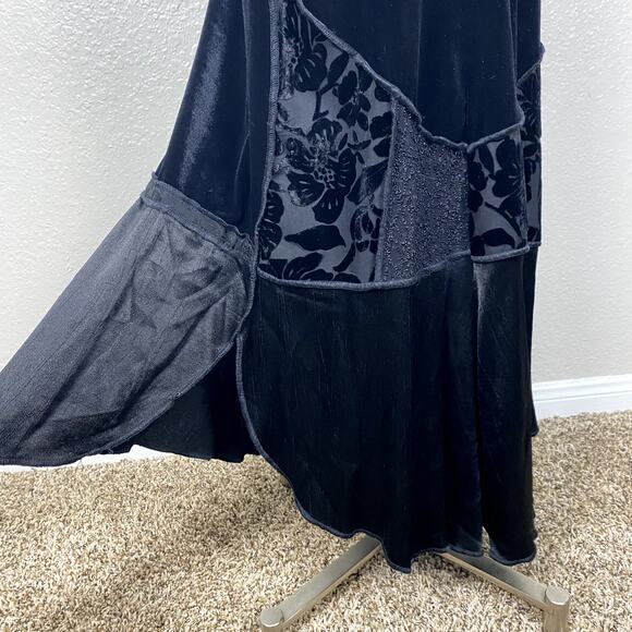 Vtg 90's Stunning Whimsigoth Patchwork Velvet Floral Wtichy Goth Vamp Maxi Skirt - Picture 2 of 15
